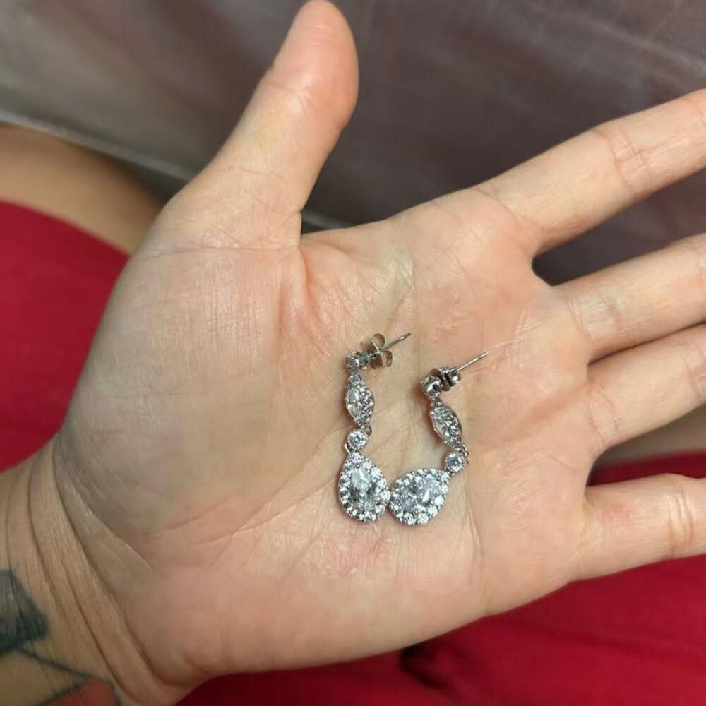 Women's White Silver Teardrop Earrings